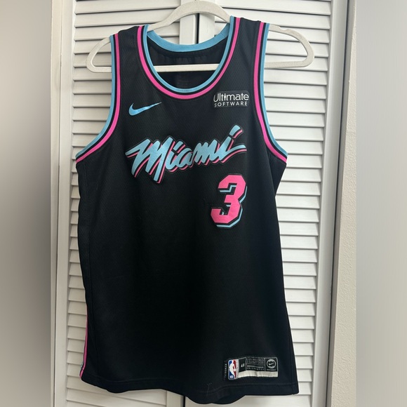 Nike/NBA Dwayne Wade Miami Vice Nights Swingman Jersey - Picture 2 of 5
